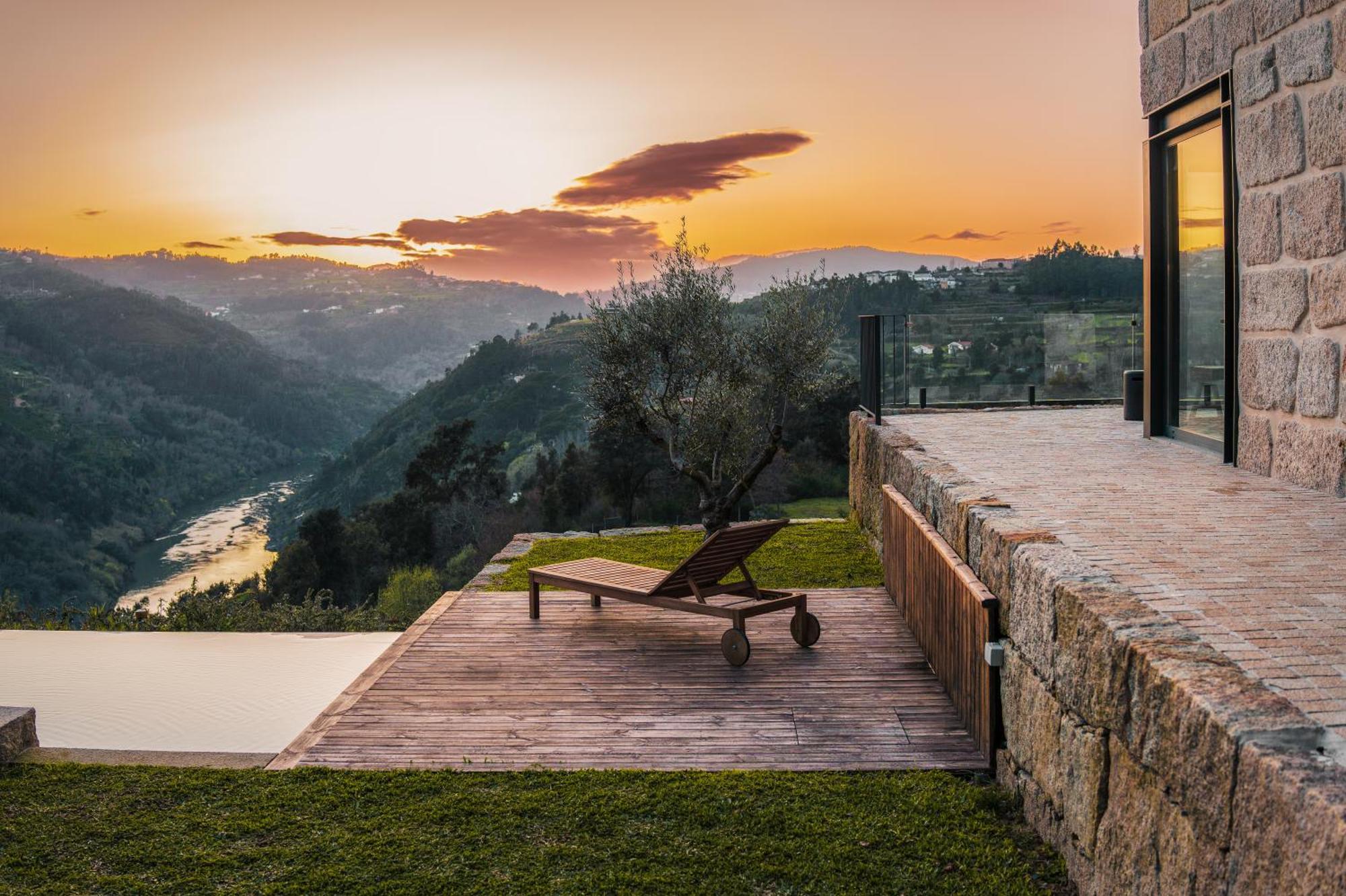 Javardo - Family House - Douro Penha Longa Экстерьер фото